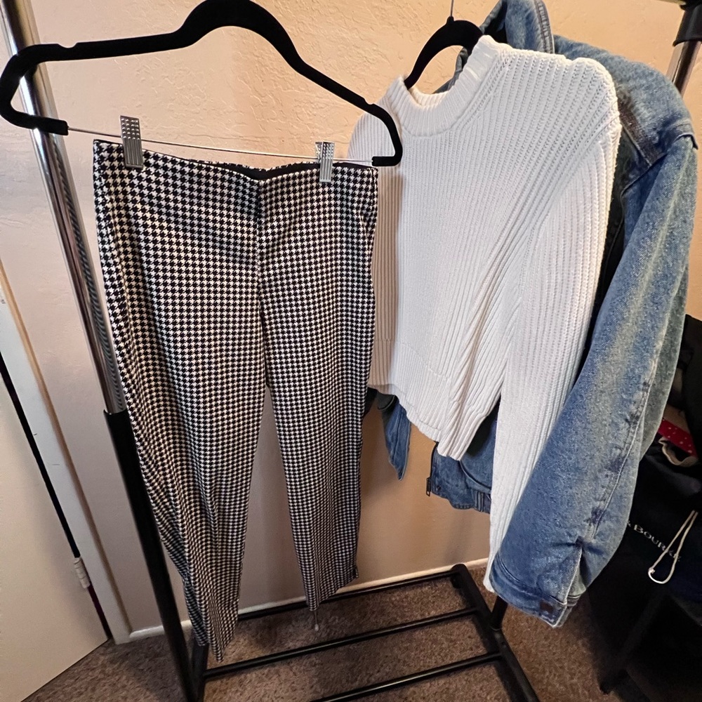 Black Houndstooth Skinny Pants